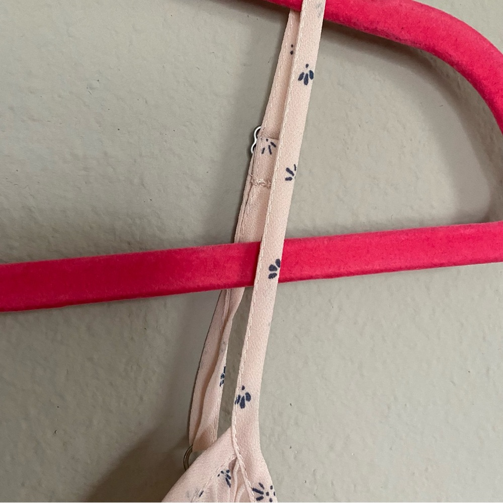 Abercrombie & Fitch Blush Pink Pleated Spaghetti Strap Cami - Picture 5 of 9